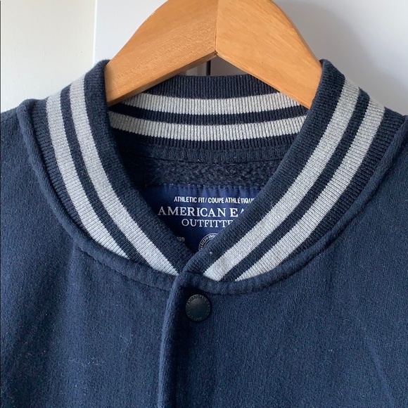 AMERICAN EAGLE OUTFITTERS Men’s Varsity Jacket - Picture 4 of 5